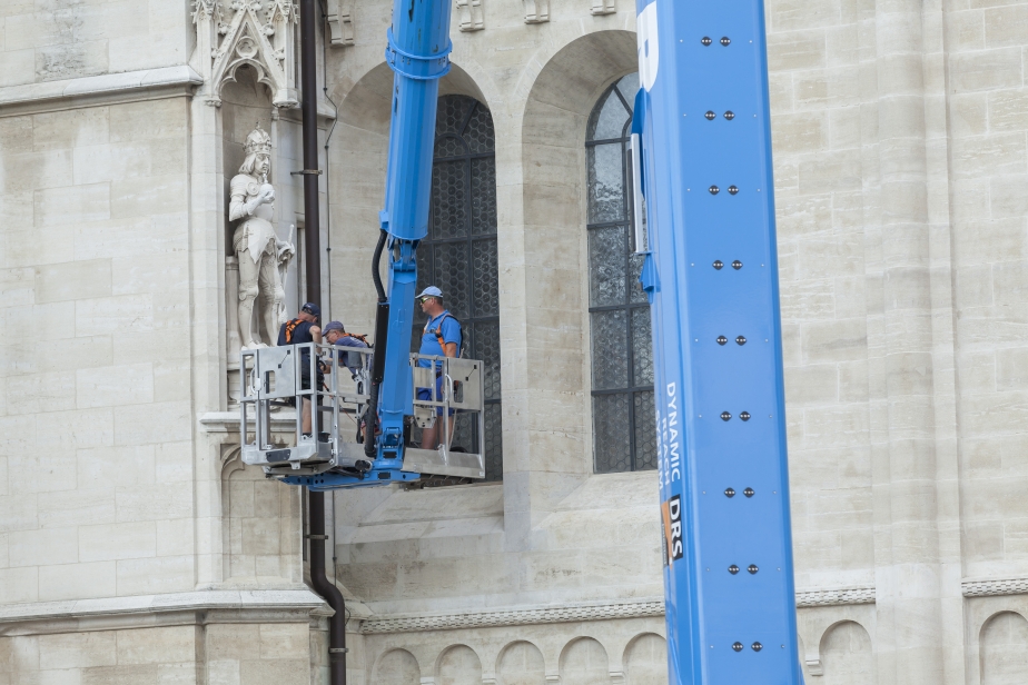 SKYperformance STEIGER T 900 HF von Felbermayr am Klosterneuburg