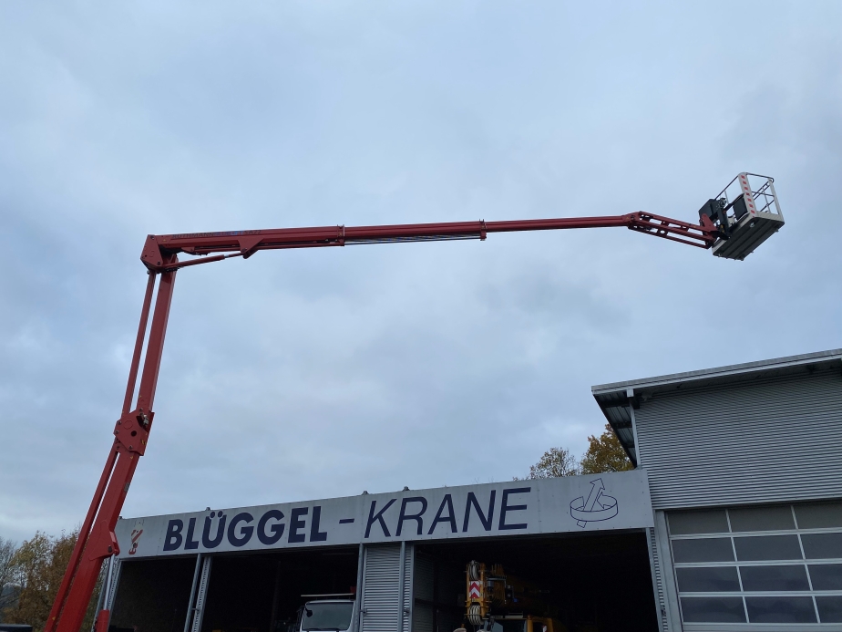 BLUELIFT SA 22 Raupenarbeitsbühne von Blüggel Krane