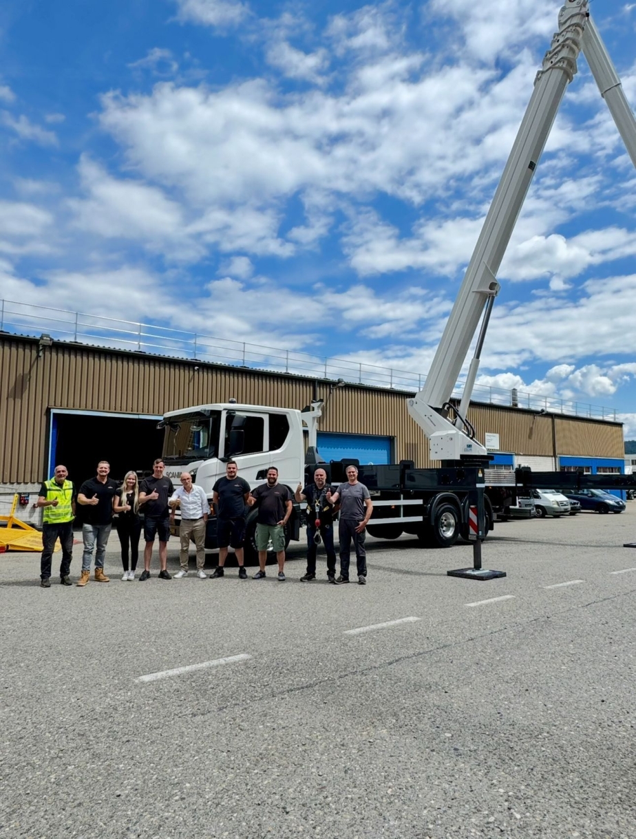 T 570 HF Übergabe an Firma Laggner AG