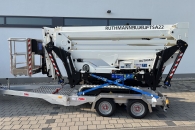 Firma Leyerer Dachtechnik bekommt ihren neuen BLUELIFT® SA22. 